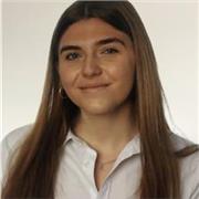 Estudiante de Economía y Negocios internacionales. Cuento con el titulo de monitora de ocio y tiempo libre y el bachillerato